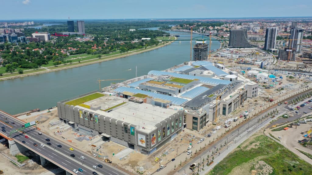 BW GALLERY Beograd thumbnail 4