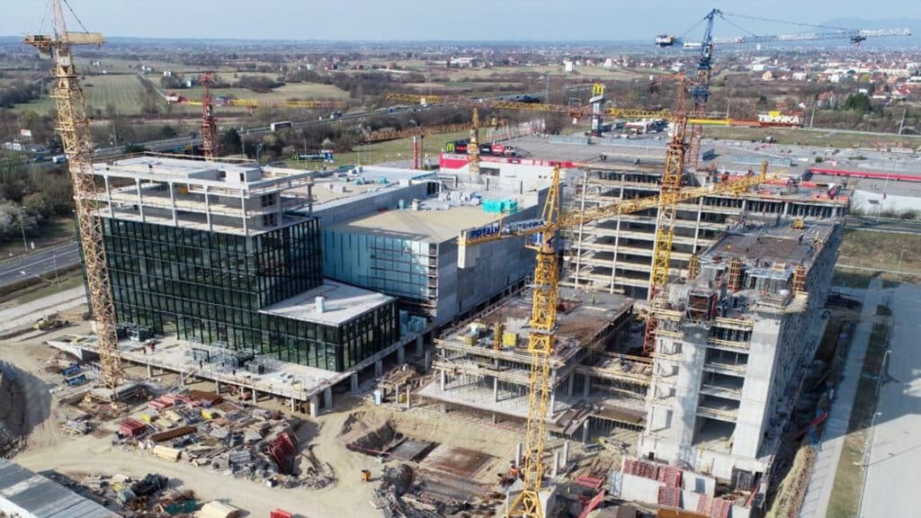 CITY ISLAND thumbnail 6